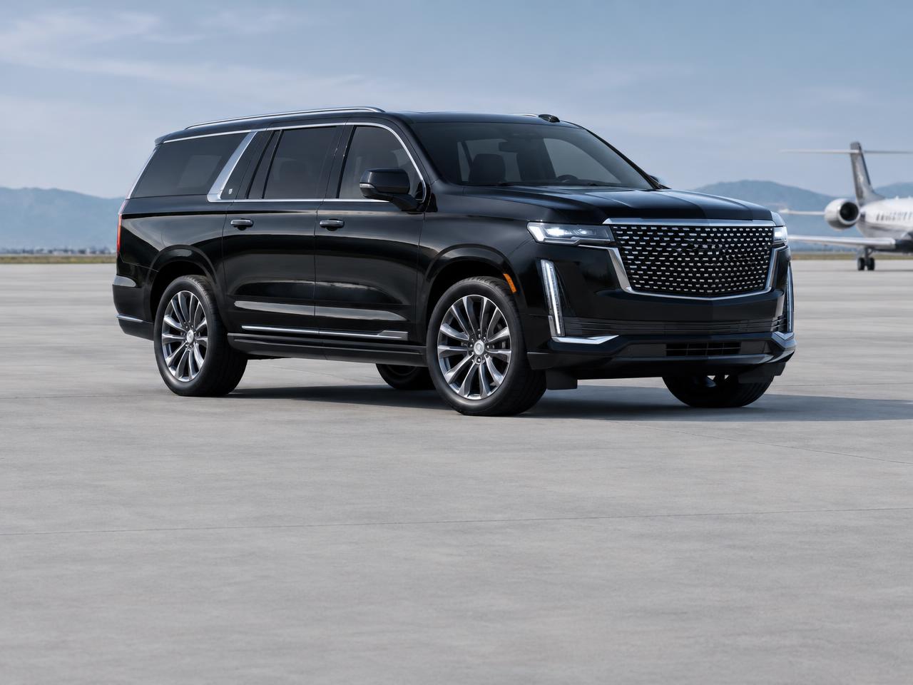 Illustrative luxury SUV, not the listed vehicle